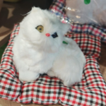 UZANAN SESLİ KEDİ 25 CM