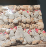 AYICIK KIRMIZI ELPİSELİ ANAHTARLIK - Görsel 2