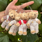 AYICIK KIRMIZI ELPİSELİ ANAHTARLIK